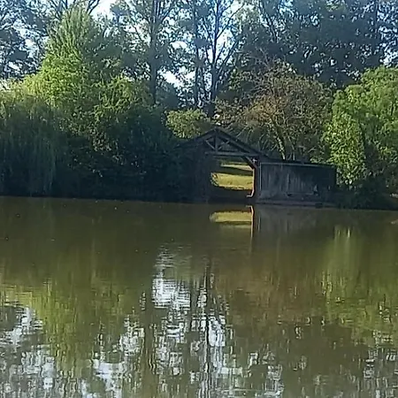 Summers Breeze Nantheuil